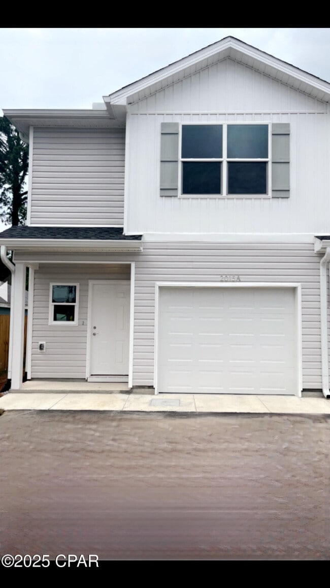2006 Dorothy Ave