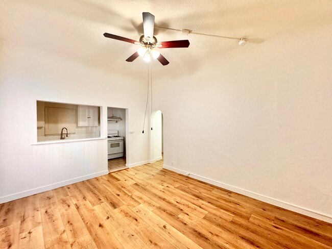 property at 739 Normandie Ave