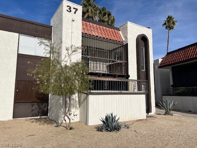 property at 1405 E Vegas Valley Dr