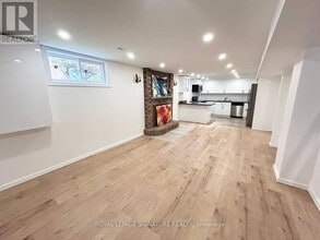 89 Pioneer Ln in Vaughan, ON - Building Photo - Building Photo