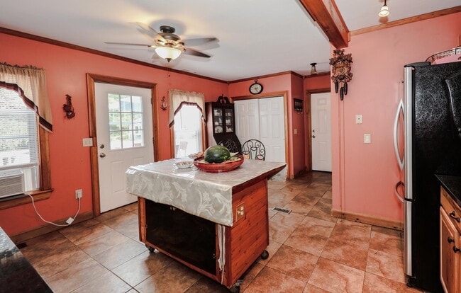 90 Merrimack St in Concord, NH - Building Photo - Building Photo