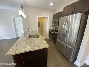2 West Ave-Unit -205 in Saratoga Springs, NY - Building Photo - Building Photo