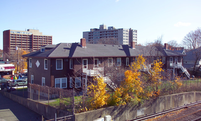 9-19 Old Colony Ave in Quincy, MA - Building Photo - Building Photo