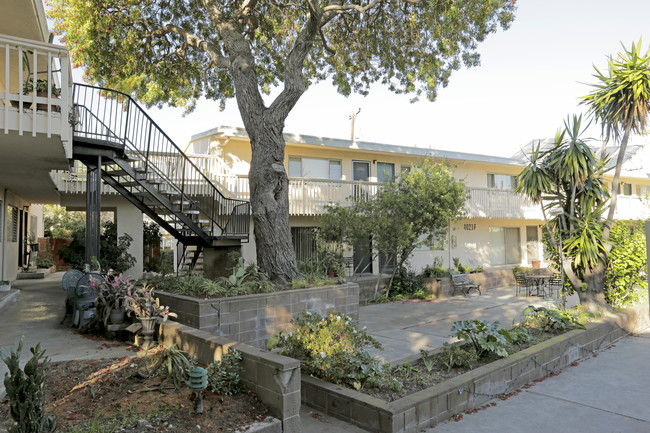 Carioca Garden Apartments