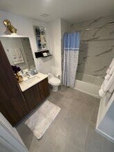 2138 Taylor St, Unit A3 in Hollywood, FL - Building Photo - Building Photo