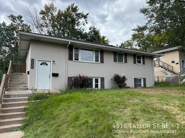 4616 Taylor St NE in Minneapolis, MN - Building Photo