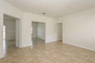 428 SE 12th Ter in Homestead, FL - Building Photo - Building Photo