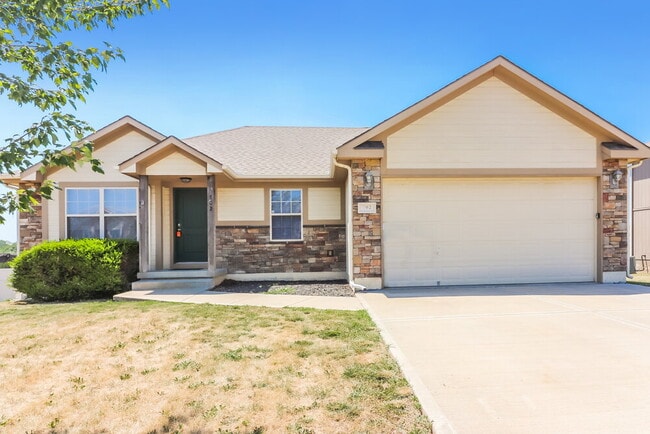 property at 702 Hibiscus Dr