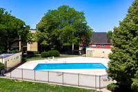 The Oasis at Belmont Square in Pueblo, CO - Foto de edificio - Building Photo