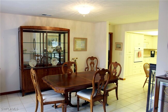 389 Heron Ave in Naples, FL - Building Photo - Building Photo