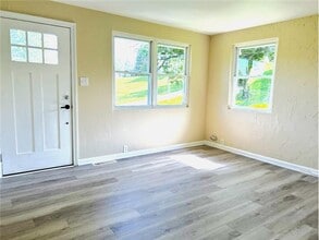 155 Canton Rd in Wintersville, OH - Building Photo - Building Photo