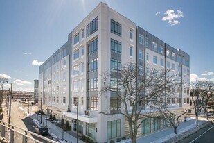 180 Telford St, Unit 404 in Boston, MA - Building Photo