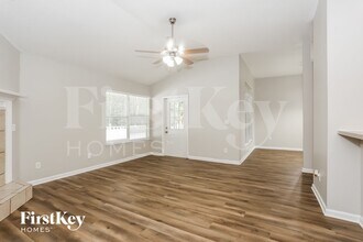 14107 Summer Breeze Dr E in Jacksonville, FL - Building Photo - Building Photo