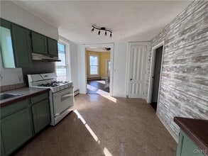 109 S 4th St in Fulton, NY - Building Photo - Building Photo