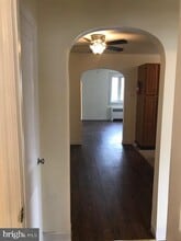 913 E Upsal St in Philadelphia, PA - Building Photo - Building Photo
