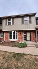 2727 E Geddes Ave in Centennial, CO - Building Photo - Building Photo