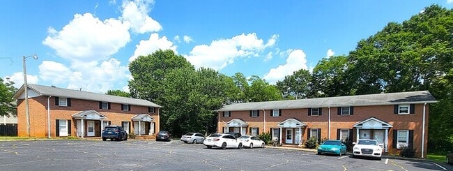 202 Miller Rd in Mauldin, SC - Building Photo - Building Photo