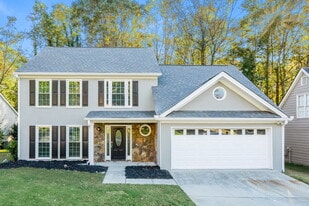 1070 Hunters Creek Ct in Lawrenceville, GA - Building Photo