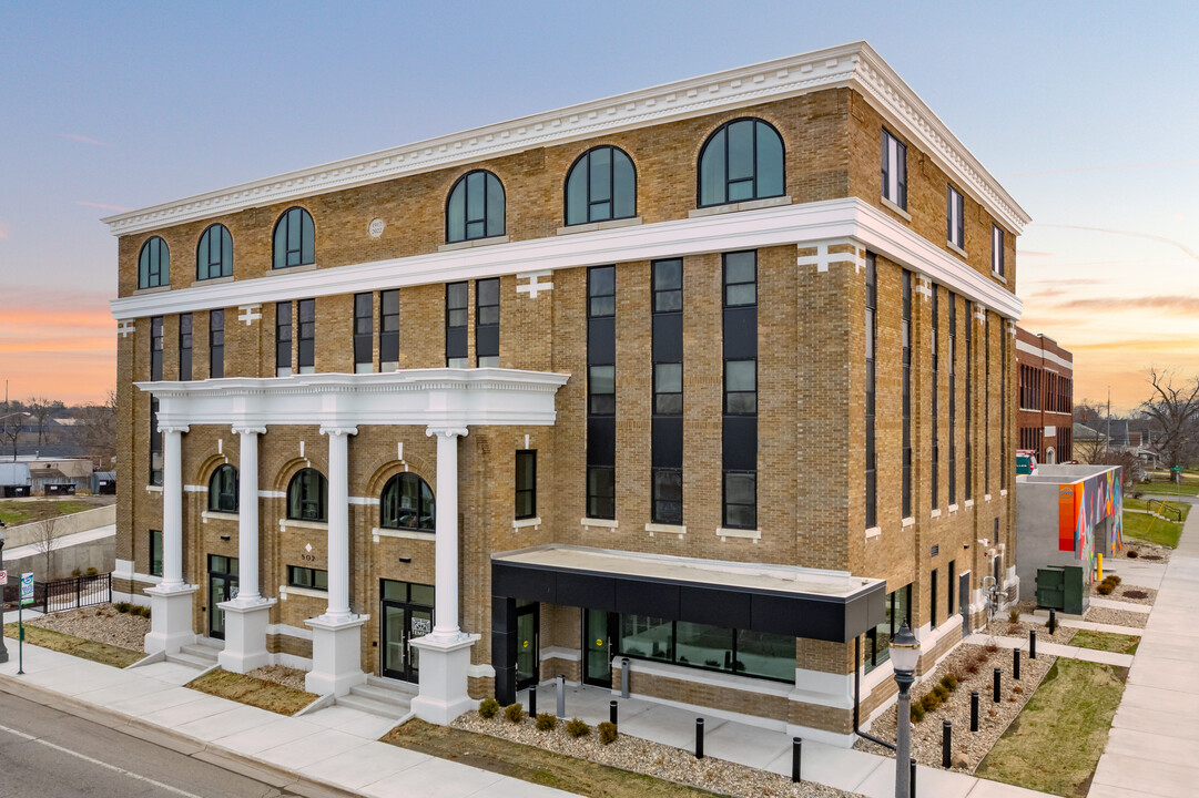 Temple Lofts in Lansing, MI - Building Photo