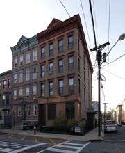 422 Madison St in Hoboken, NJ - Building Photo - Building Photo