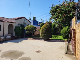 16521 Normandie Ave in Gardena, CA - Building Photo