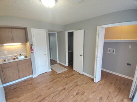 74 Duiguid Dr in Lynchburg, VA - Building Photo