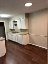 136 Meador Ln in Burleson, TX - Building Photo - Building Photo