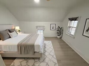 1309 Wabash St, Unit 2 in Michigan City, IN - Foto de edificio - Building Photo