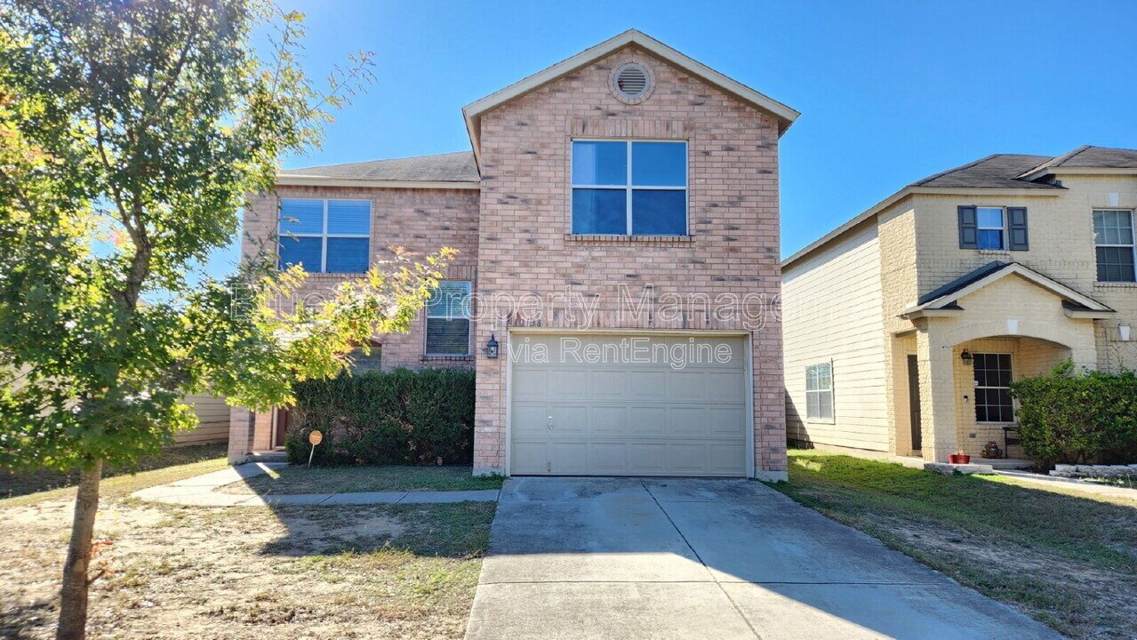 10138 Emerald Sun in San Antonio, TX - Building Photo