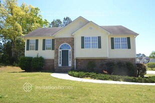 300 Fieldstone Ln in Covington, GA - Building Photo