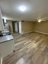 136 Kimberling City Ctr Ln, Unit 5 in Kimberling City, MO - Building Photo - Building Photo