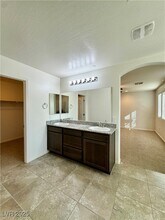 2300 Sky Island Dr in Henderson, NV - Building Photo - Building Photo