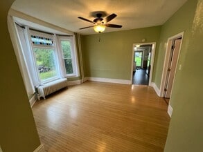 5131 London Rd in Duluth, MN - Building Photo - Building Photo