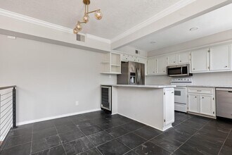 601 Sandman St in Houston, TX - Foto de edificio - Building Photo