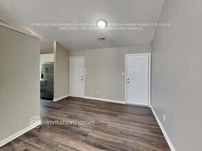 8731 Purple Thistle Ln in Charlotte, NC - Building Photo - Building Photo