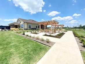 Lavon in Garland, TX - Building Photo - Building Photo