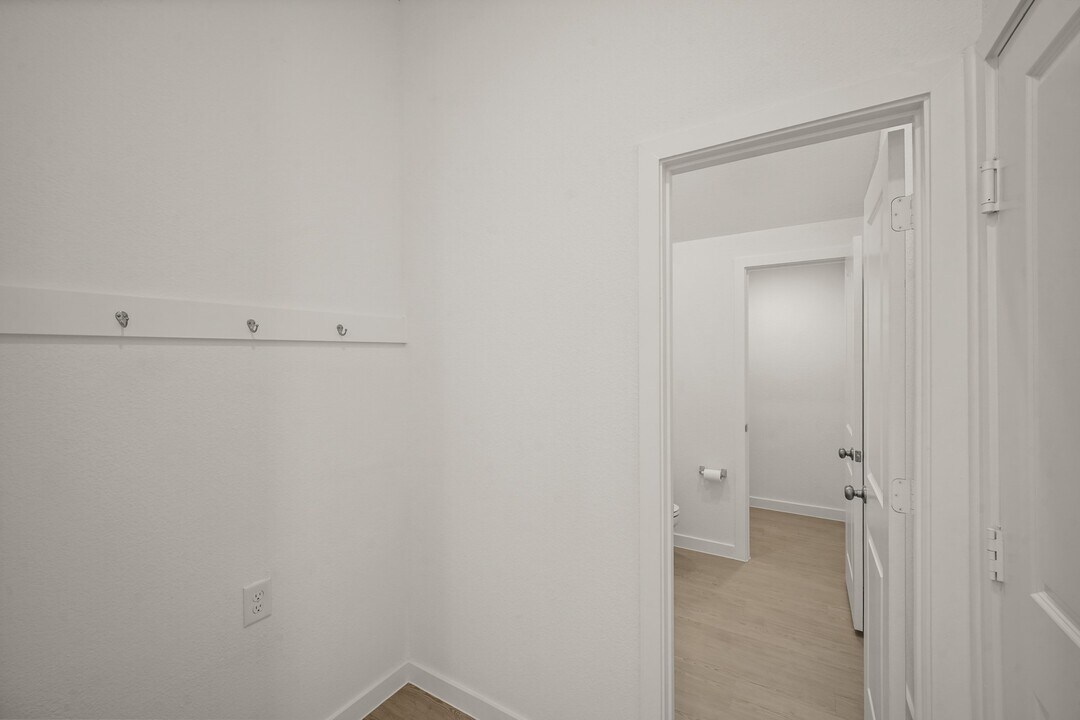 2207 Diagonal Ln in Houston, TX - Building Photo