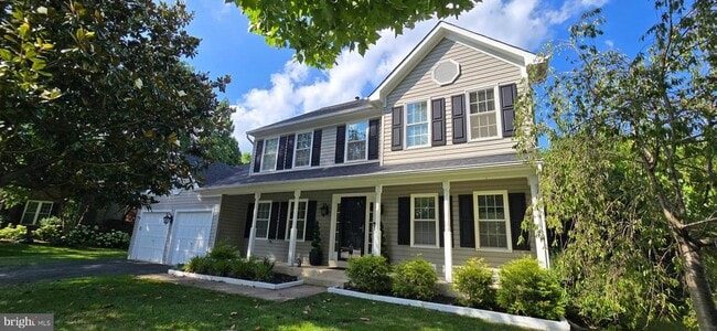 property at 228 Newhall Pl SW