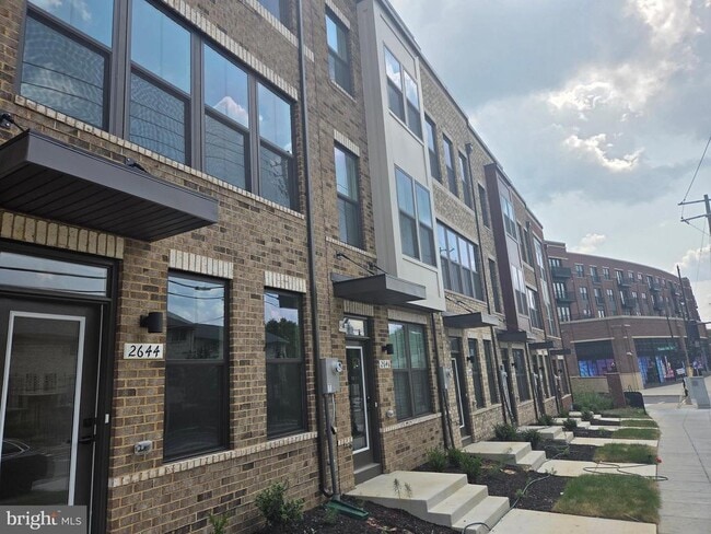 property at 2644 Naylor Rd SE