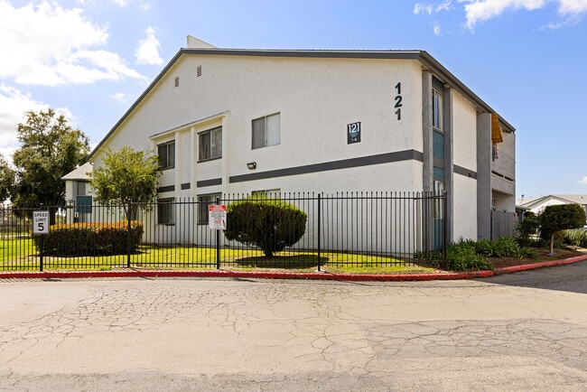 Terre at Preserve in Ramona, CA - Foto de edificio - Building Photo