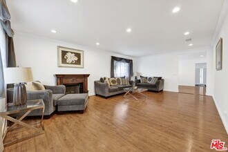 10109 Gloria Ave in Los Angeles, CA - Building Photo - Building Photo