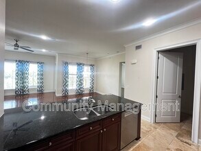 990 Stanford Ave in Baton Rouge, LA - Building Photo - Building Photo