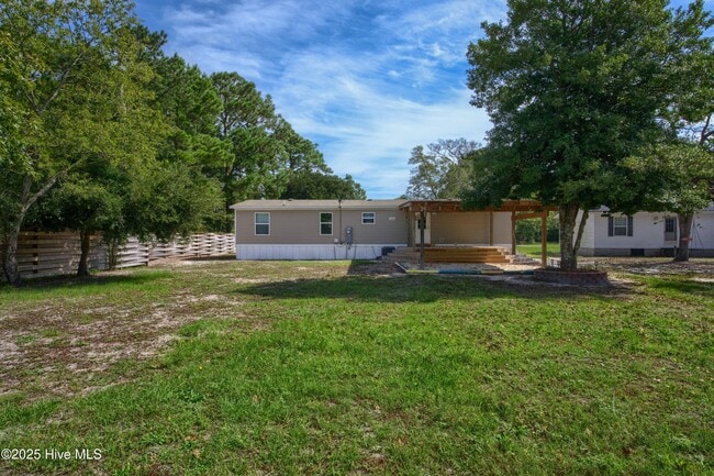 1181 CCC Rd in Sneads Ferry, NC - Building Photo - Building Photo