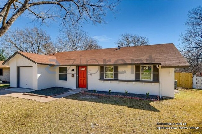 8515 New Hampshire Dr in Austin, TX - Building Photo - Building Photo