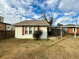 809 Jefferson St in Longview, TX - Building Photo