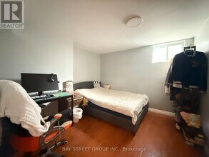 2 Gloxinia Crescent in Toronto, ON - Building Photo - Building Photo