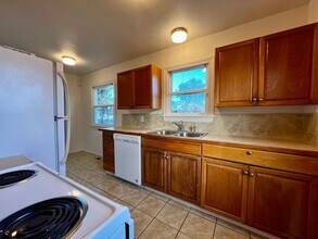 1408 S 3rd Ave in Yakima, WA - Building Photo - Building Photo