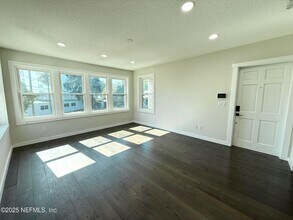 1733 Memorial Park Terrace in Jacksonville, FL - Building Photo - Building Photo