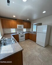408 10th St in Sparks, NV - Building Photo - Building Photo
