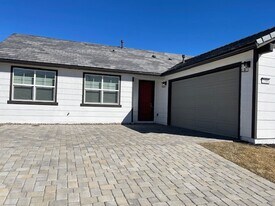 7604 Rambling Rdg Rd in Reno, NV - Building Photo